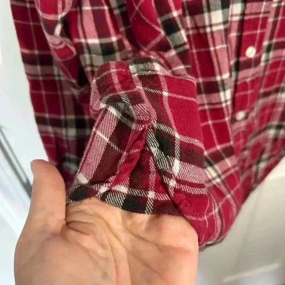Wrangler Wrancher plaid 100% cotton button up. Size XL. Red. Flannel. - Picture 2 of 12